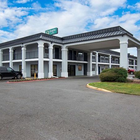 Quality Inn Near Casinos And Convention Center Bossier Stadt Exterior foto