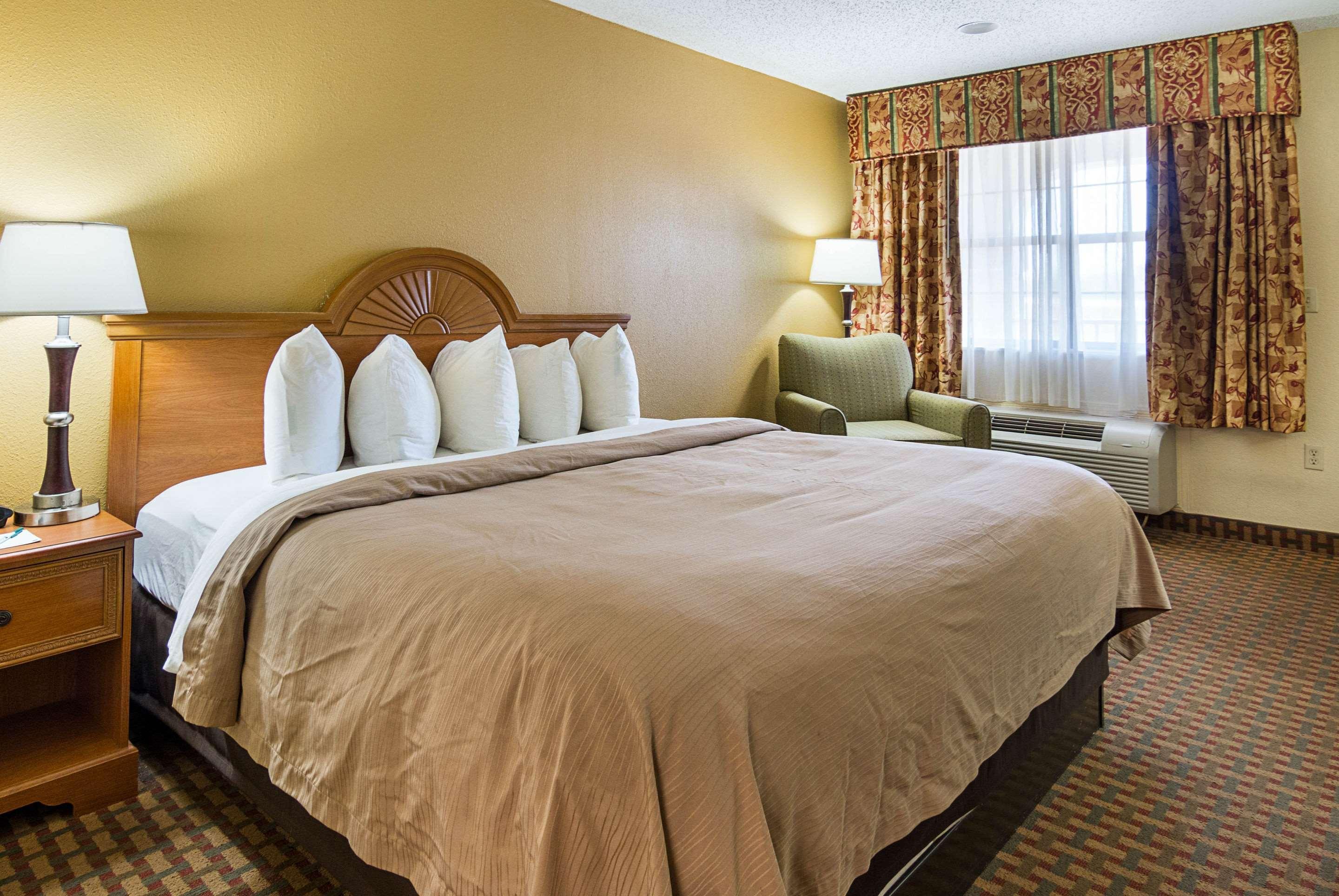 Quality Inn Near Casinos And Convention Center Bossier Stadt Exterior foto
