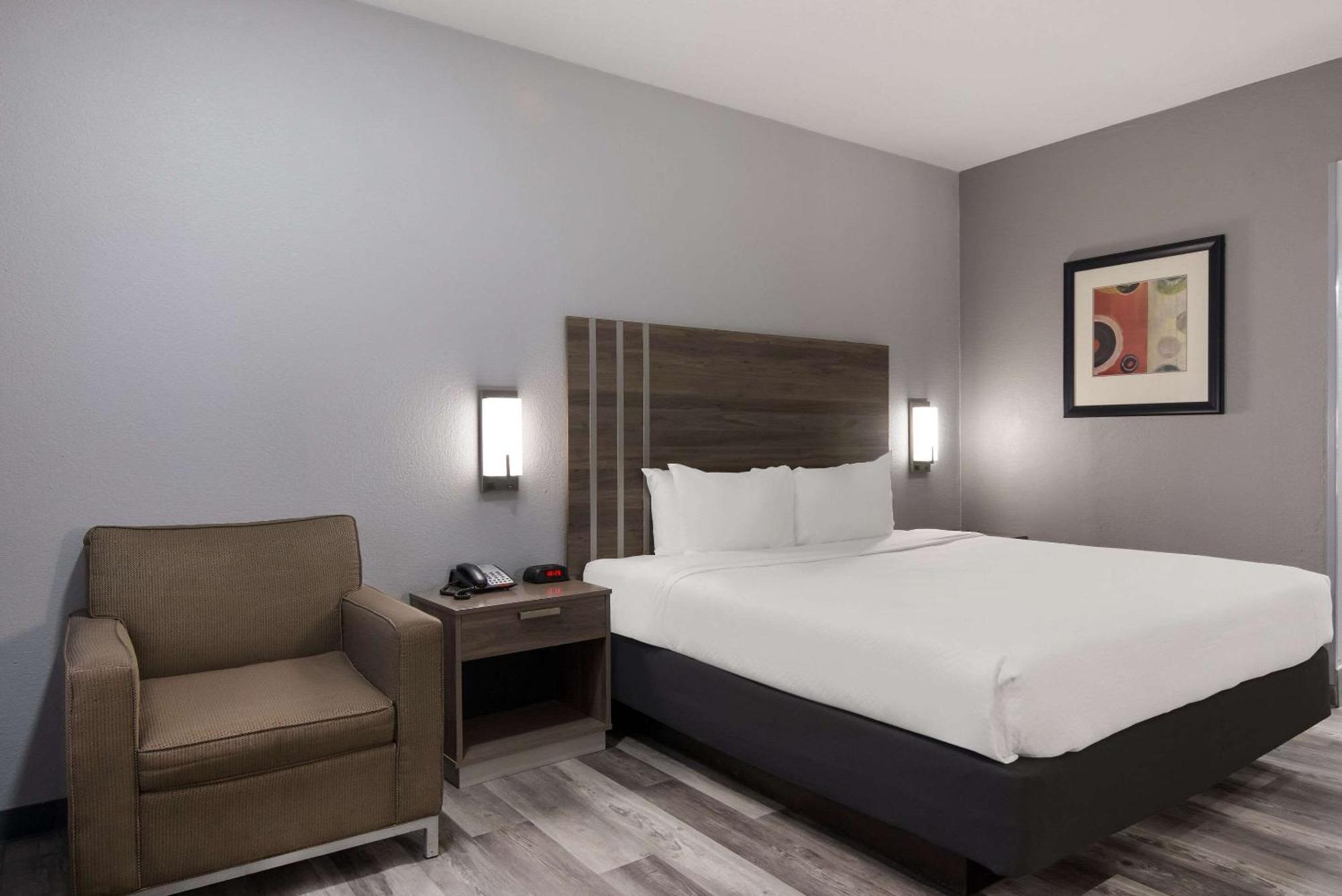 Quality Inn Near Casinos And Convention Center Bossier Stadt Exterior foto